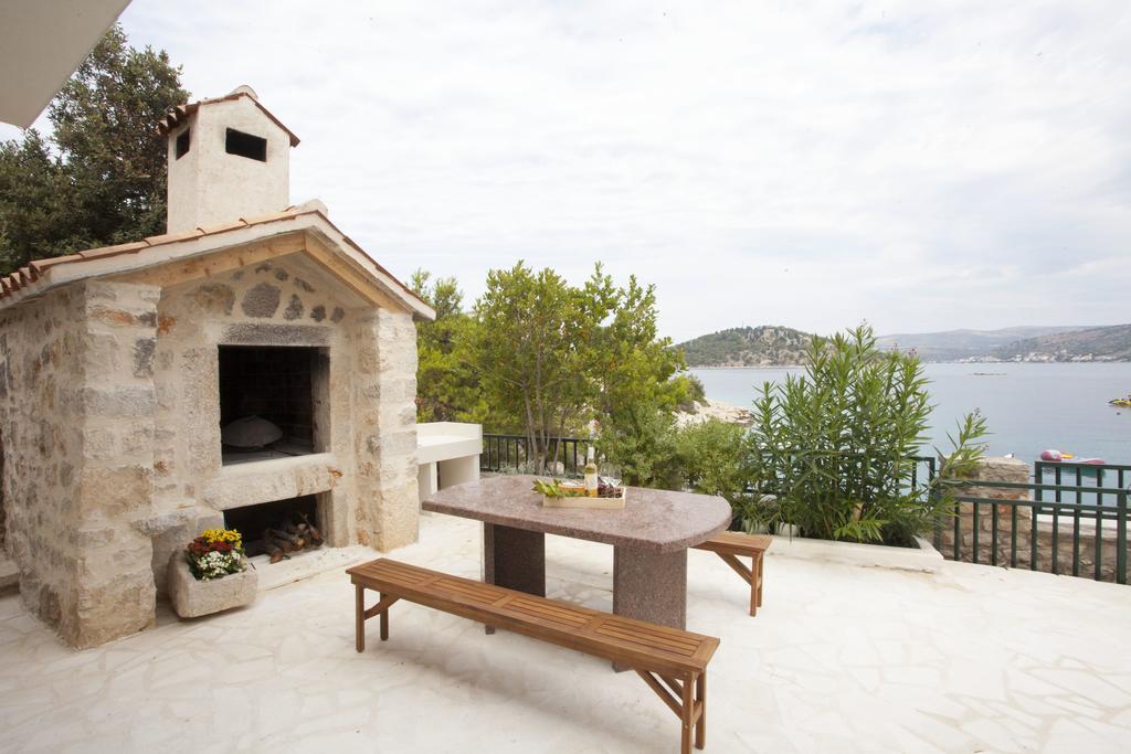 Villa Perun Ražanj Eksteriør billede